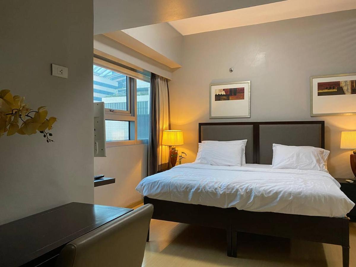 Avant At The Fort By Urban Realty マニラ市 エクステリア 写真