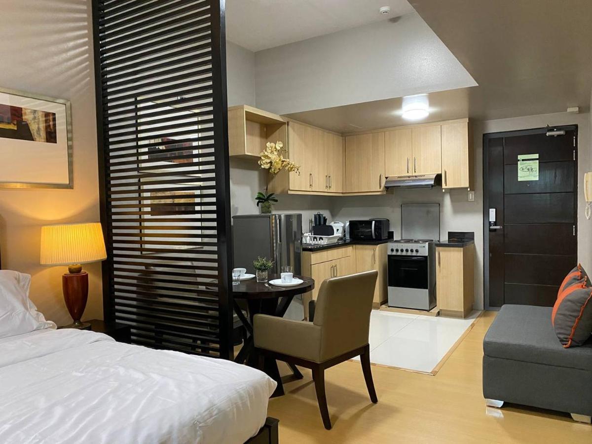 Avant At The Fort By Urban Realty マニラ市 エクステリア 写真