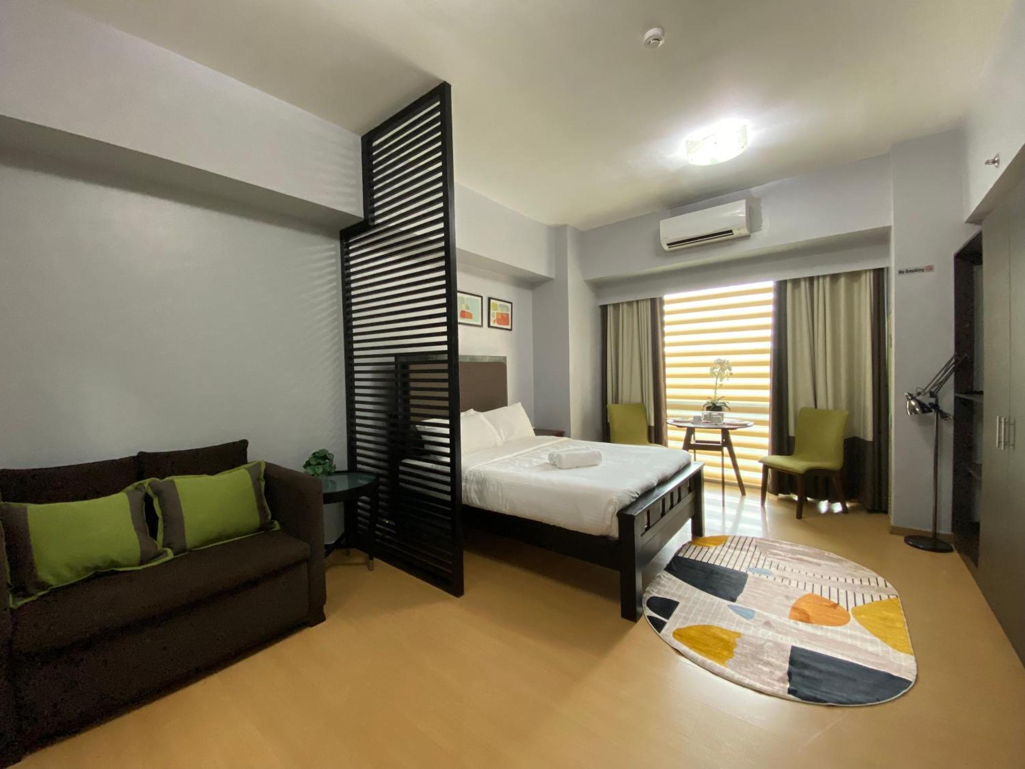 Avant At The Fort By Urban Realty マニラ市 エクステリア 写真