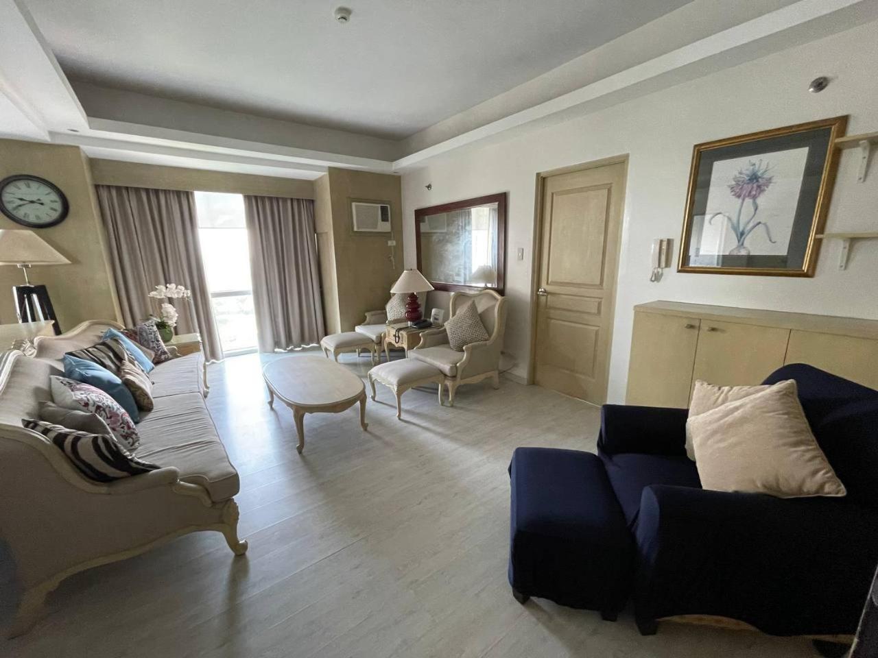 Avant At The Fort By Urban Realty マニラ市 エクステリア 写真