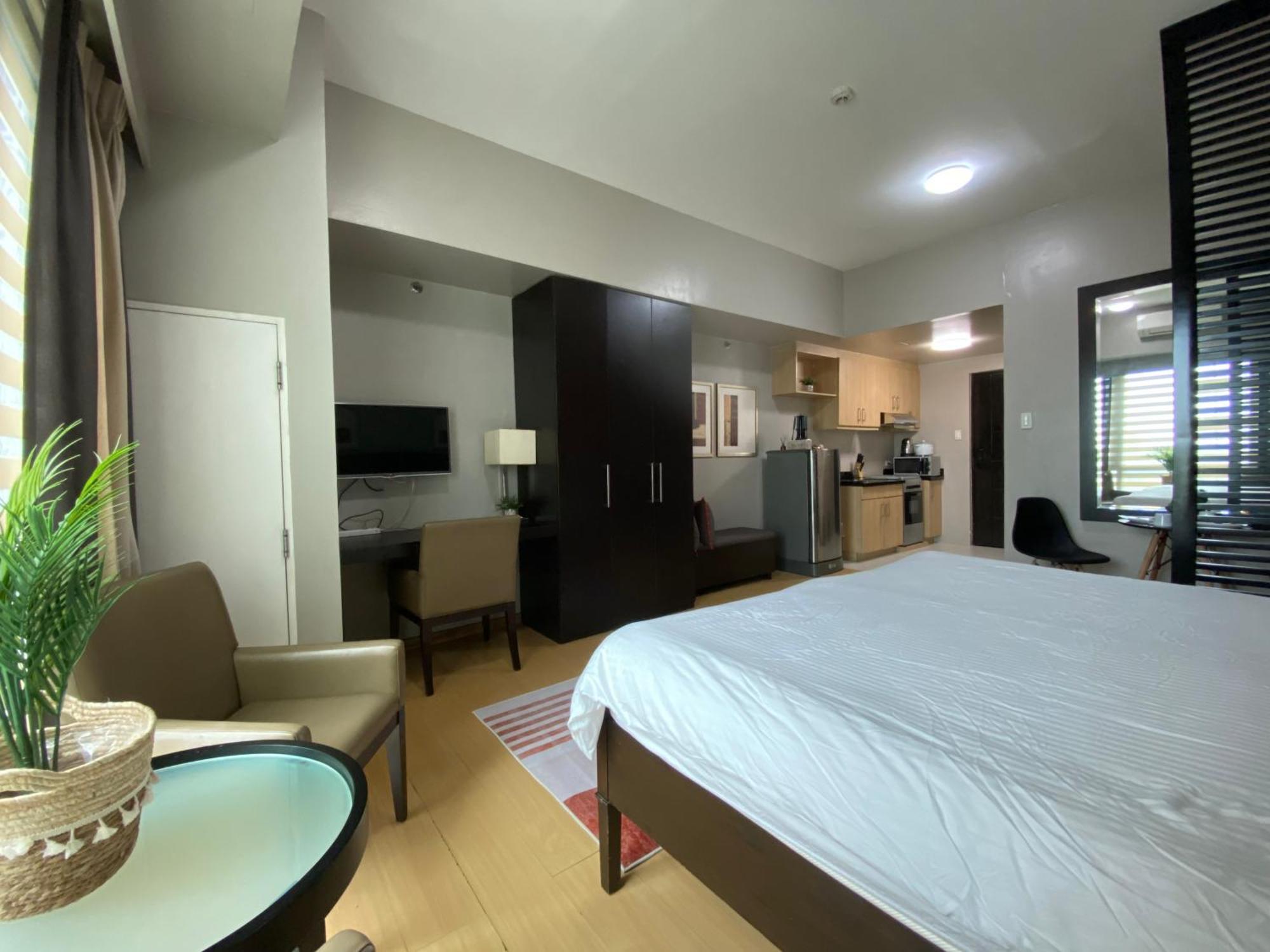 Avant At The Fort By Urban Realty マニラ市 エクステリア 写真
